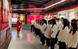 學(xué)校為迎接新中國(guó)成立75周年組織開展“走進(jìn)四史教育館、開學(xué)第一講”活動(dòng)