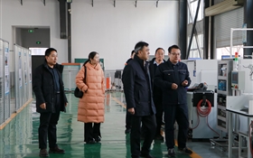 莊浪縣職業(yè)教育中心黨委書(shū)記王瑾楠一行來(lái)校考察交流